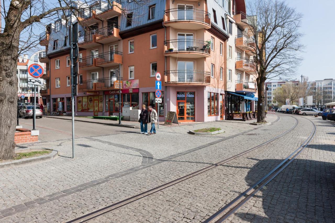 Port Str Towarowa By Jantar * Kolobrzeg