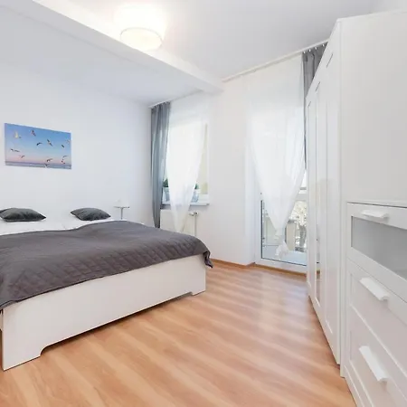Port Kolobrzeg Str Towarowa By Jantar Apartamenty Kolobrzeg Exterior photo