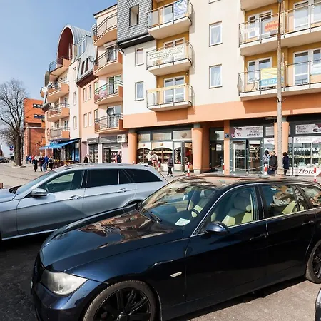 Port Kolobrzeg Str Towarowa By Jantar Apartamenty Kolobrzeg Exterior photo